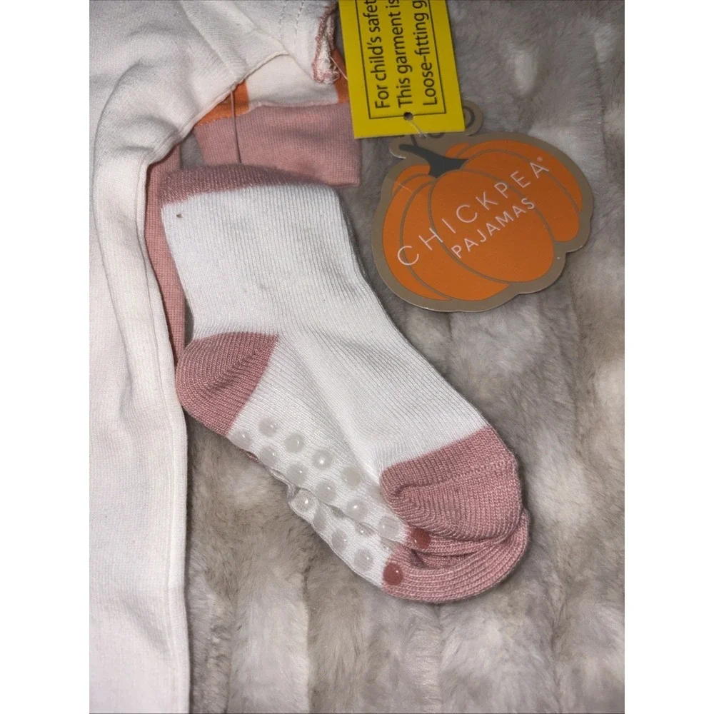 Chick-Pea Baby Halloween Pajama Set  5 pc set 2 Shirts 2 Pants Socks So Cute